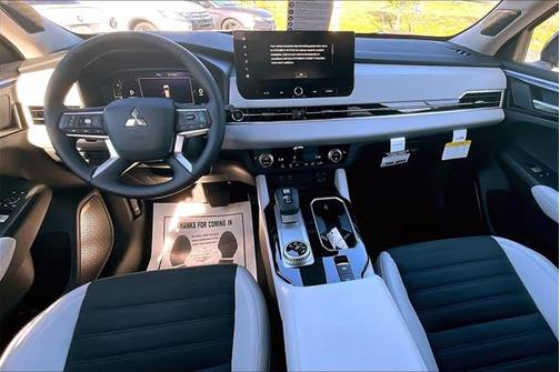 2025 Mitsubishi Outlander SE 2.5 2WD