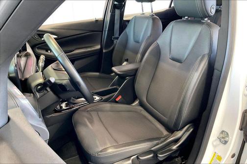 Summit White 2025 Buick Encore GX Preferred