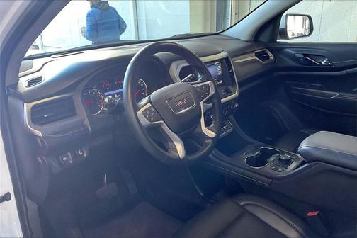 2023 GMC Acadia FWD SLT