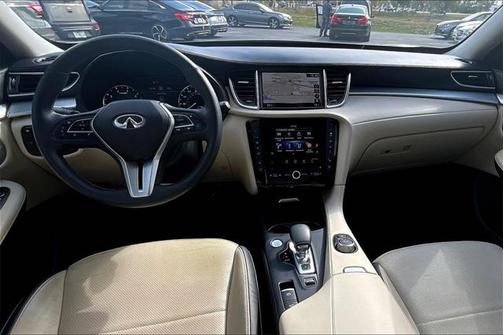 2022 INFINITI QX50 ESSENTIAL