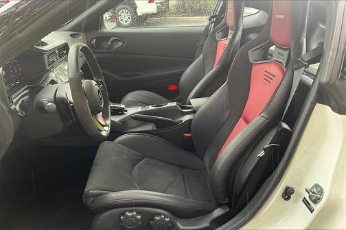 2024 Nissan Z NISMO Auto