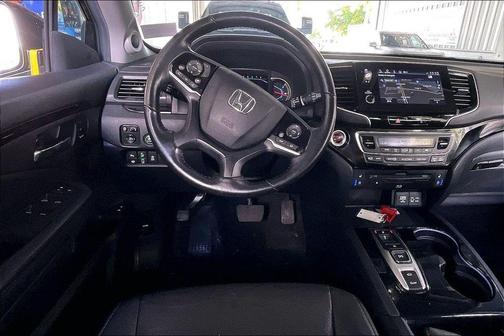 Gray 2022 Honda Pilot Touring 8-Passenger