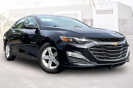 Mosaic Black Metallic 2023 Chevrolet Malibu FWD 1LT