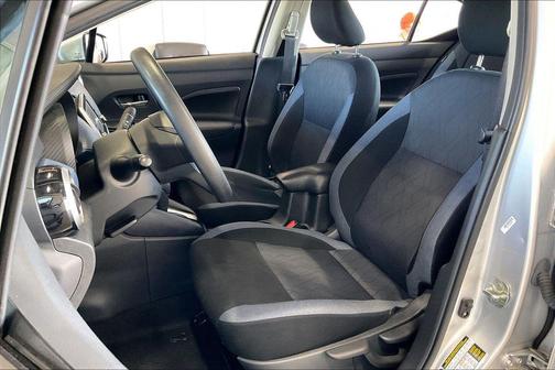 Brilliant Silver Metallic 2025 Nissan Versa 1.6 SV