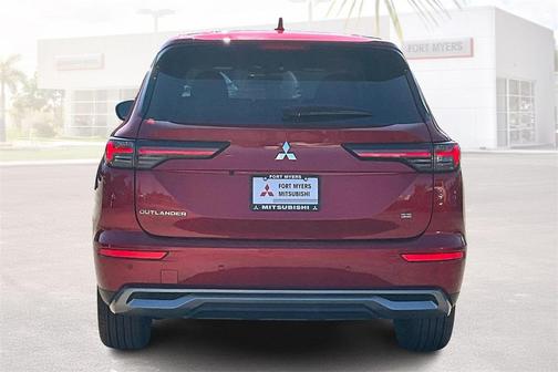 2025 Mitsubishi Outlander SE 2.5 2WD