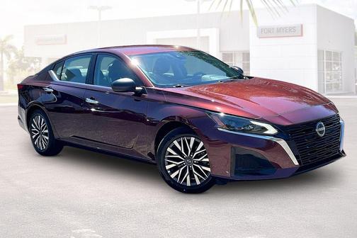 Garnet Pearl Metallic 2025 Nissan Altima 2.5 SV