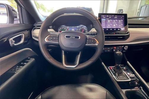 Bright White Clearcoat 2025 Jeep Compass Limited