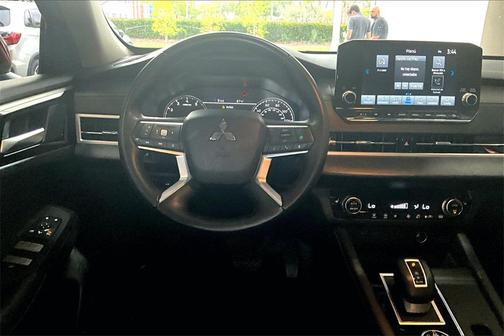 2024 Mitsubishi Outlander SE 2.5 S-AWC