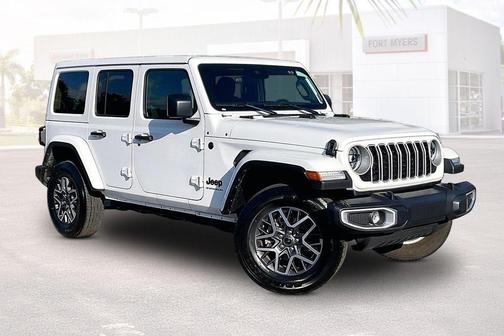 Bright White Clearcoat 2025 Jeep Wrangler 4-Door Sahara 4x4