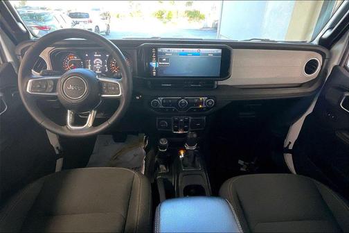 Bright White Clearcoat 2025 Jeep Wrangler 4-Door Sahara 4x4