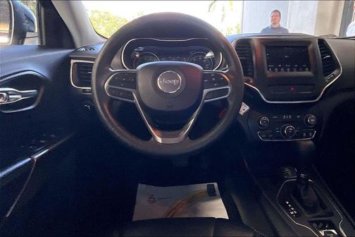 Diamond Black Crystal Pearlcoat 2020 Jeep Cherokee Latitude