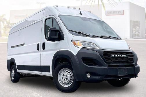 Bright White Clearcoat 2025 RAM ProMaster 3500 High Roof