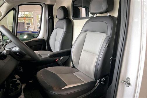 Bright White Clearcoat 2025 RAM ProMaster 3500 High Roof