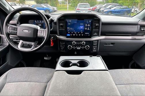 Black Metallic 2025 Ford F-150 XLT