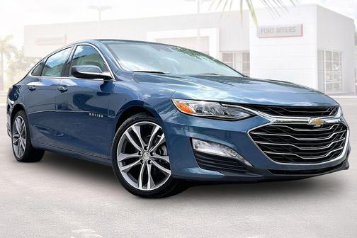 Lakeshore Blue Metallic 2024 Chevrolet Malibu FWD 2LT