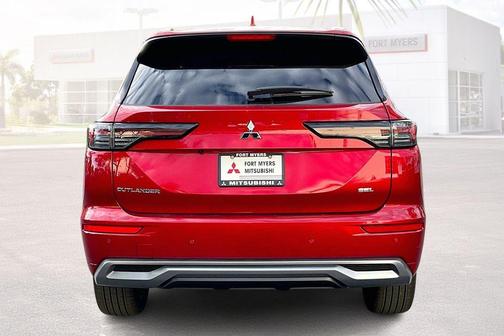 Red Diamond 2026 Mitsubishi Outlander SEL 1.5T 2WD