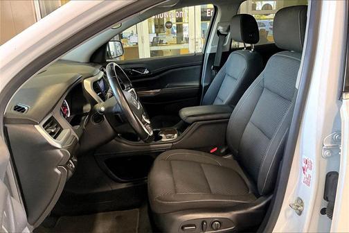 2020 GMC Acadia FWD SLE