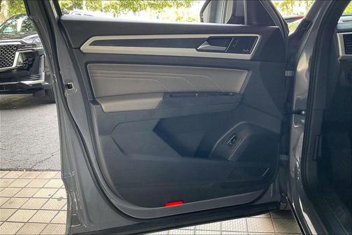 Pure Gray 2021 Volkswagen Atlas Cross Sport 3.6L V6 SEL Premium R-Line