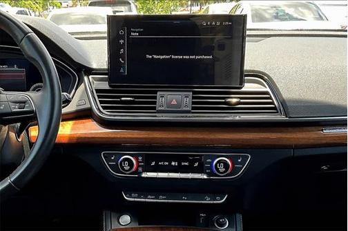 2022 Audi Q5 45 S line Premium Plus
