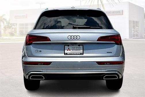 2022 Audi Q5 45 S line Premium Plus