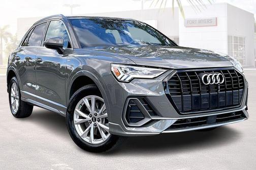 2025 Audi Q3 Premium 45 TFSI S line quattro Tiptronic