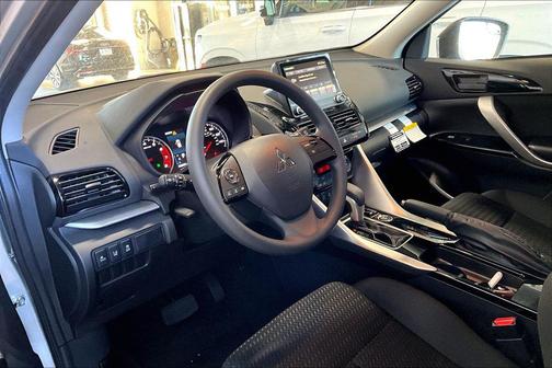 2026 Mitsubishi Eclipse Cross LE