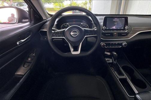 Gun Metallic 2025 Nissan Altima 2.5 SV