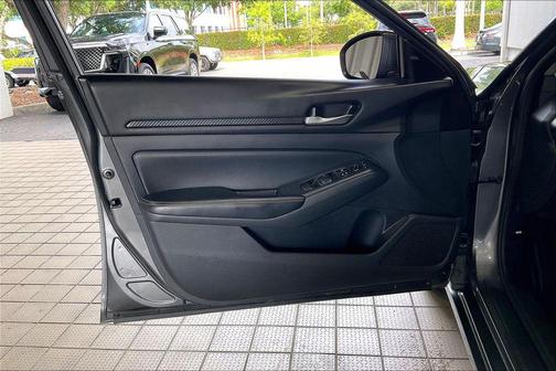 Gun Metallic 2025 Nissan Altima 2.5 SV