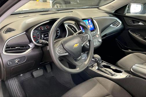 Mosaic Black Metallic 2024 Chevrolet Malibu FWD 1LT
