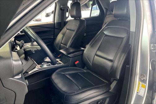 Silver Metallic 2024 Ford Explorer XLT