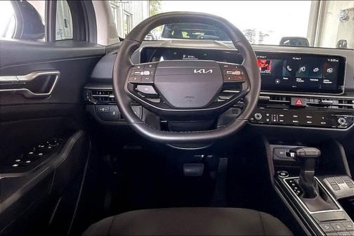 Ebony Black 2026 Kia Sportage LX