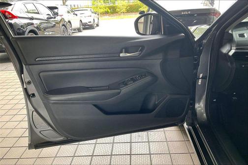 Gun Metallic 2025 Nissan Altima 2.5 SV