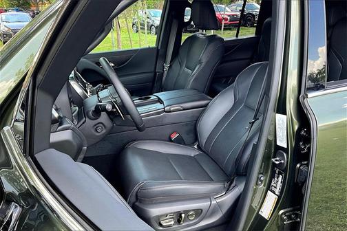2024 Lexus LX 600 Premium