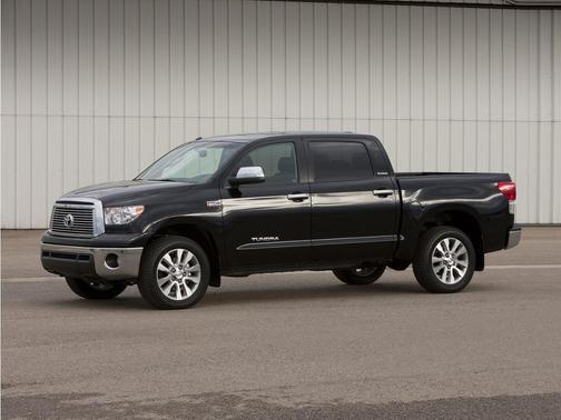 Black 2013 Toyota Tundra Platinum