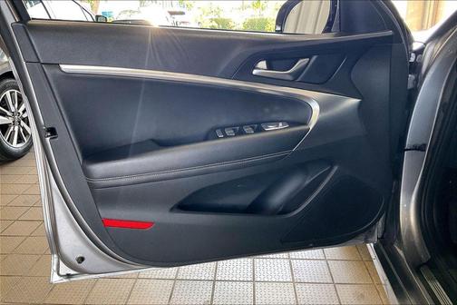 Savile Silver 2025 Genesis G70 2.5T AWD