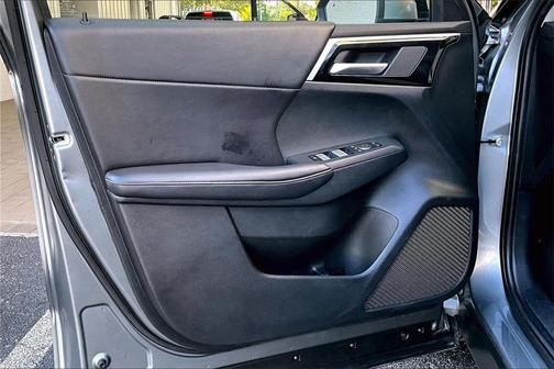 2024 Mitsubishi Outlander SE 2.5 2WD