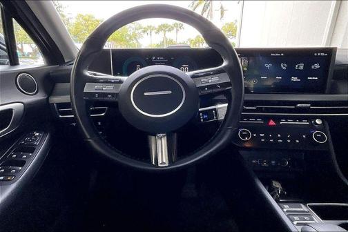 2025 Hyundai SONATA Hybrid SE