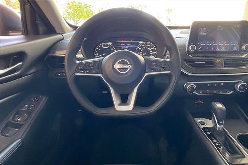 Gun Metallic 2025 Nissan Altima 2.5 SV