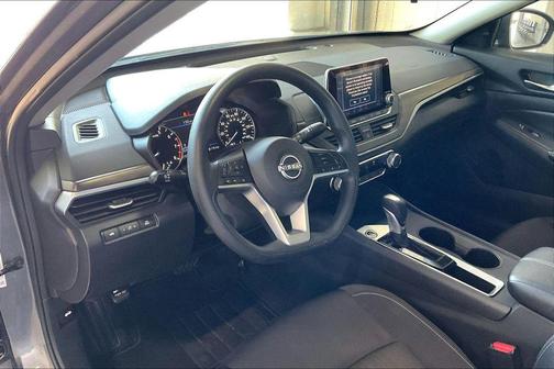 Gun Metallic 2025 Nissan Altima 2.5 SV