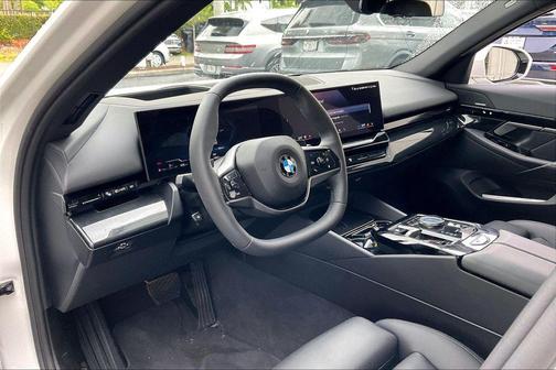 Alpine White 2026 BMW 530 530i