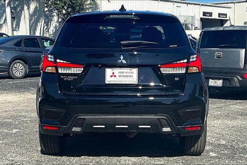 2025 Mitsubishi Outlander Sport SE