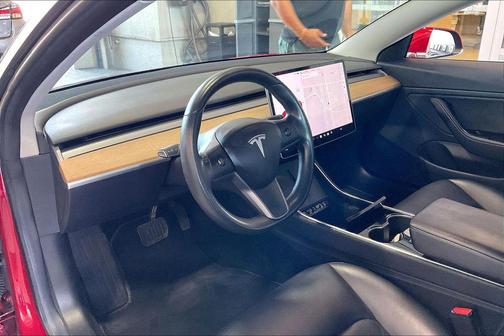 Red Multi-Coat 2018 Tesla Model 3 Long Range