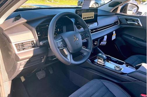 2025 Mitsubishi Outlander SE 2.5 2WD
