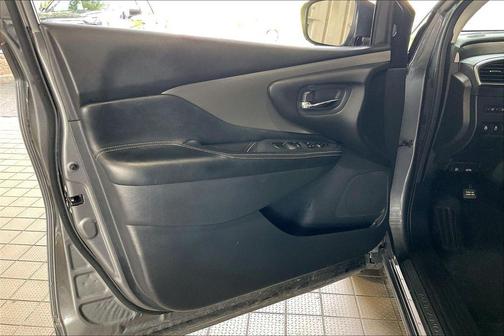 Brilliant Silver Metallic 2024 Nissan Murano SV Intelligent AWD
