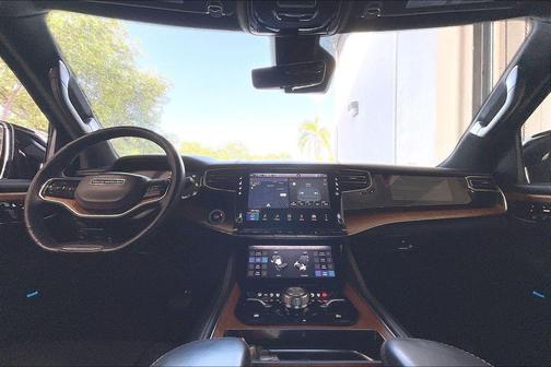 2024 Jeep Grand Wagoneer L Series III 4x4