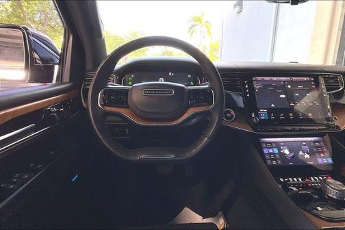 2024 Jeep Grand Wagoneer L Series III 4x4