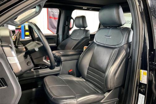 Agate Black Metallic 2025 Ford F-250 Platinum