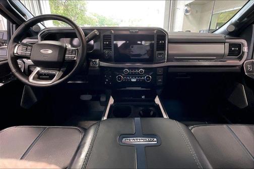 Agate Black Metallic 2025 Ford F-250 Platinum