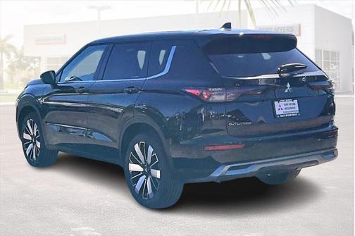 2025 Mitsubishi Outlander SE 2.5 2WD