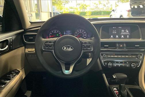 2017 Kia Optima LX
